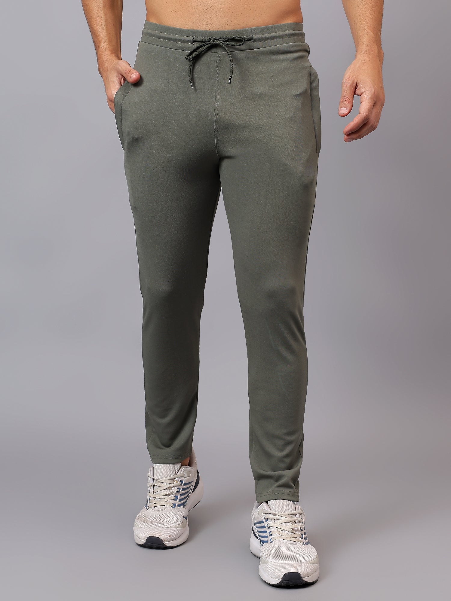 Athfuel Vulcan Trackpants with athletic fit designed for gym and training – Soft Green